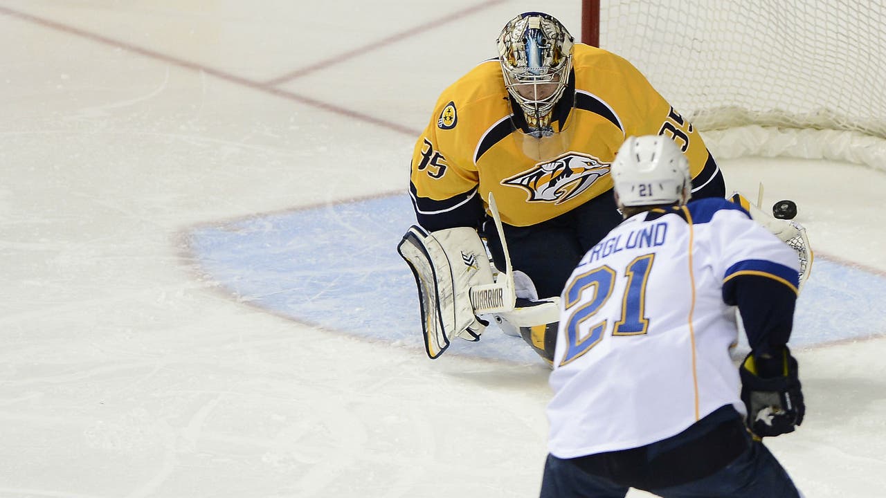Berglund's 2 goals lead Blues over Predators 4-1